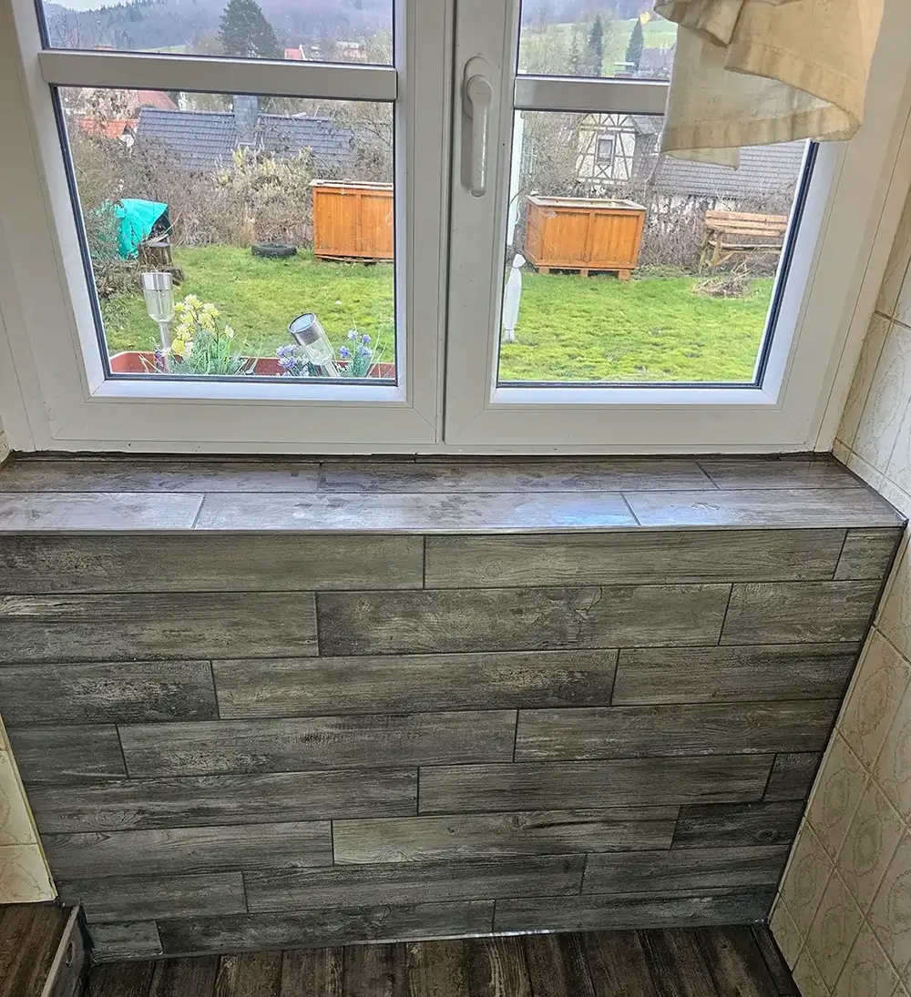 Sicheres Fenster im Badezimmer